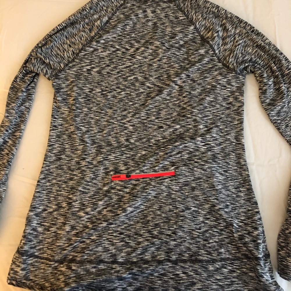 sweatshirt - Picture 4 of 4